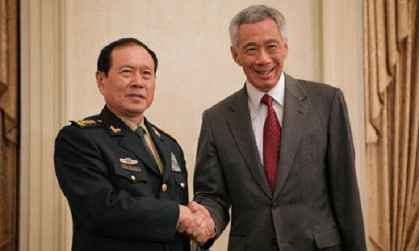 Thủ tướng Singapore Lý Hiển Long cho rằng căng thẳng giữa Mỹ và Trung Quốc không nên kéo theo việc gây sức ép, buộc các nước nhỏ phải lựa chọn đứng về một trong hai bên (Ảnh: Reuters).
