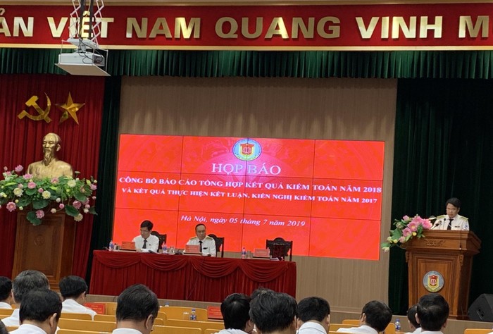 Đại diện Kiểm toán nhà nước tại buổi họp báo. Ảnh:VGP/Huy Thắng.