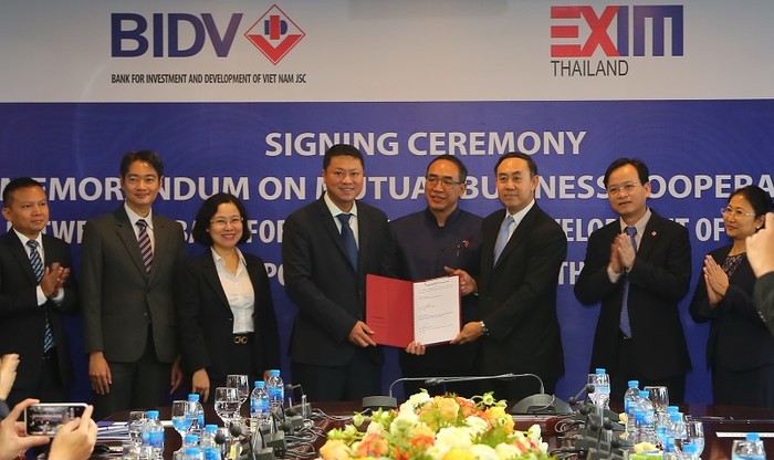 Ngân hàng BIDV và Ngân hàng EXIM Thái Lan ký kết thỏa thuận hợp tác chung.