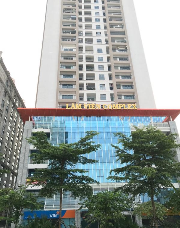 Tòa nhà Lâm Viên Complex chưa được nghiệm thu phòng cháy chữa cháy nhưng đã có một số hạng mục đưa vào sử dụng, một số hộ dân đã về đây ở.