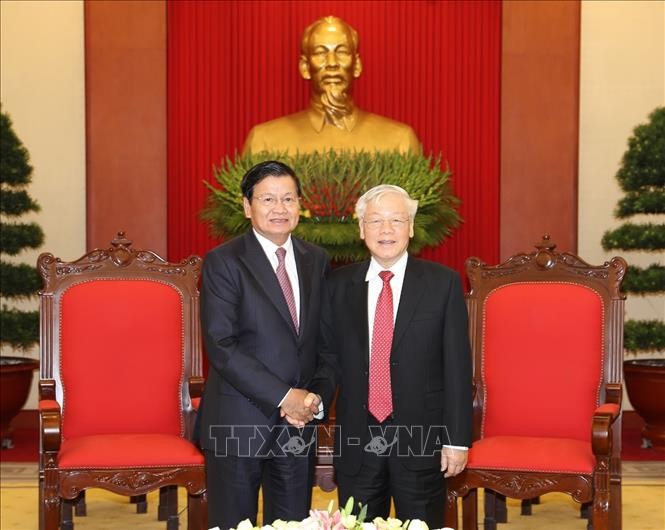 Tổng Bí thư, Chủ tịch nước Nguyễn Phú Trọng tiếp Thủ tướng Lào Thongloun Sisoulith. Ảnh: Trí Dũng/TTXVN