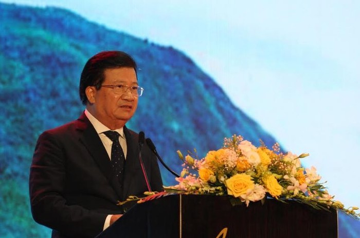 Phó Thủ tướng Trịnh Đình Dũng khẳng định Chính phủ luôn đồng hành cũng doanh nghiệp (Ảnh: dangcongsan.vn).
