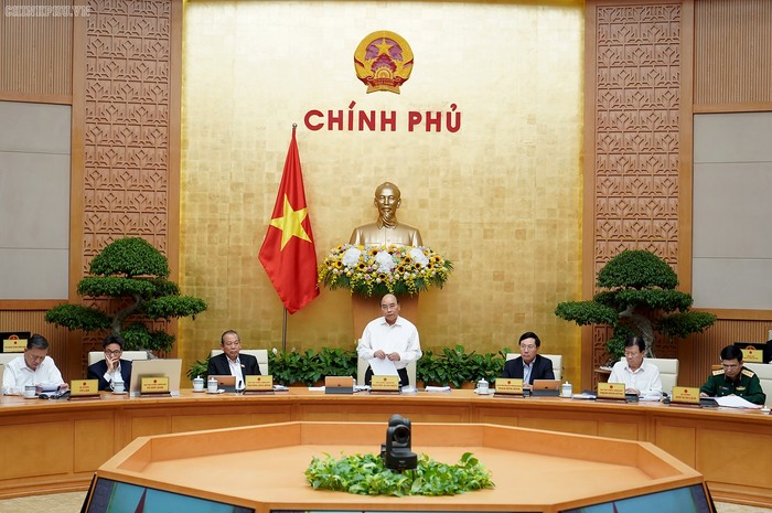 Thủ tướng phát biểu kết luận phiên họp Chính phủ thường kỳ tháng 10/2019. Ảnh: VGP/Quang Hiếu
