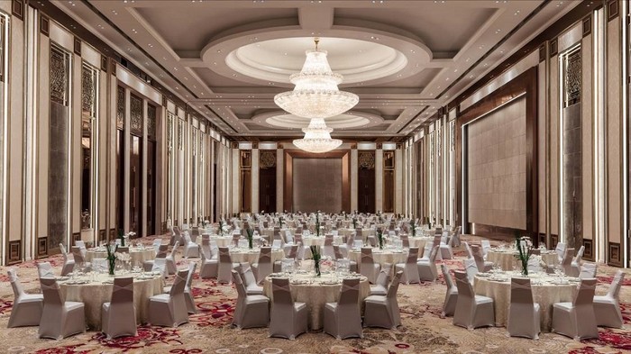 Phòng Hội nghị Grand Ballroom với trần cao nhất Việt Nam.