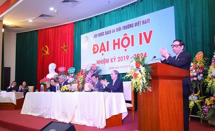 Ông Hồ Ngọc Hải – Chủ tịch Hội Nước sạch và Môi trường Việt Nam phát biểu khai mạc Đại hội.