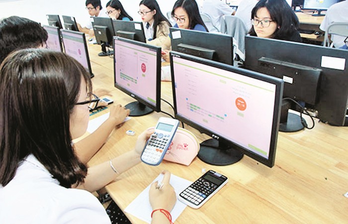 Đề xuất thi trung học phổ thông quốc gia trên máy tính được nhiều chuyên gia đồng tình (Ảnh minh họa: INT/giaoducthoidai.vn).