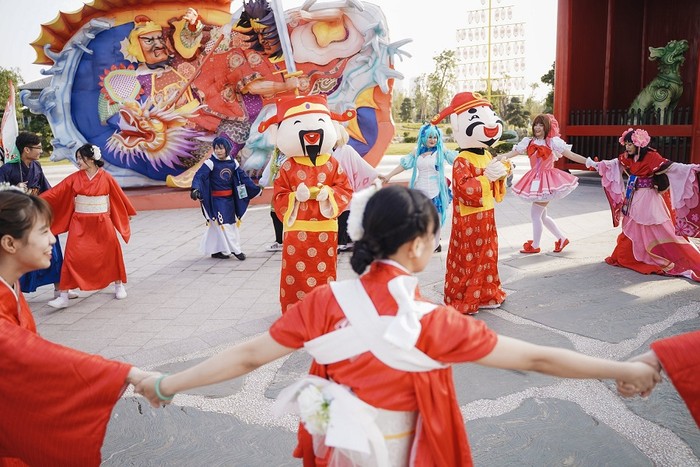 Lễ hội hoa là nơi văn hoá Việt - Nhật giao thoa với nhiều hoạt động đặc sắc dành riêng cho cư dân Vinhomes và người thân, bạn bè.
