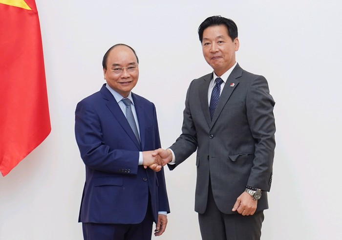 Thủ tướng Nguyễn Xuân Phúc tiếp ông Iwamura Yasutsugu - Tổng Giám đốc Công ty Aeon Mall Việt Nam.