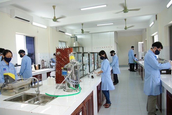Hoạt động nghiên cứu, phát triển sản phẩm tại phòng thí nghiệm của DMC-WS.