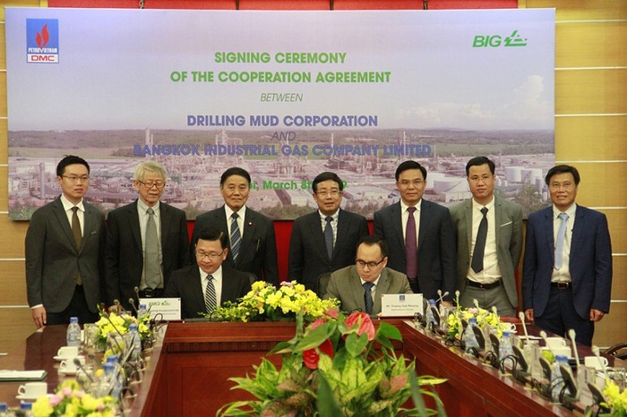 Lễ ký kết thỏa thuận hợp tác sản xuất và kinh doanh khí công nghiệp giữa PVChem và BIG.