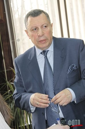 Tổng giám đốc nhà máy Avangard Gennady Kozhin.