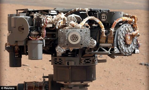 Đây là máy đo quang phổ tia X hạt Alphal của Curiosity, một trong những thiết bị được sử dụng để chụp lại quang cảnh trên sao Hỏa.