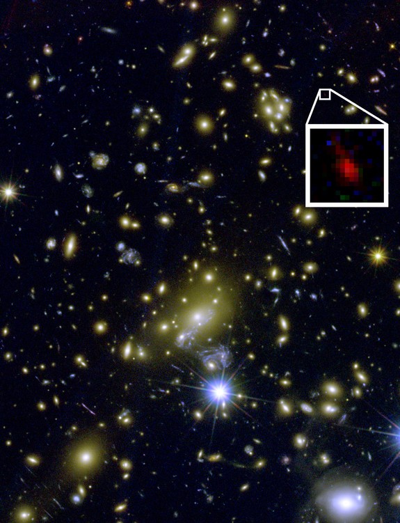 Dải Ngân hà xa xôi nhất: Các nhà khoa học đã khám phá dải ngân hà xuất hiện sớm nhất từng được biết đến. Họ cho rằng dải ngân hà xa xôi và cổ đại này có thể đã một thời từng xóa sạch lớp sương mù dày đặc từng bao phủ lấy vũ trụ sơ khai.
