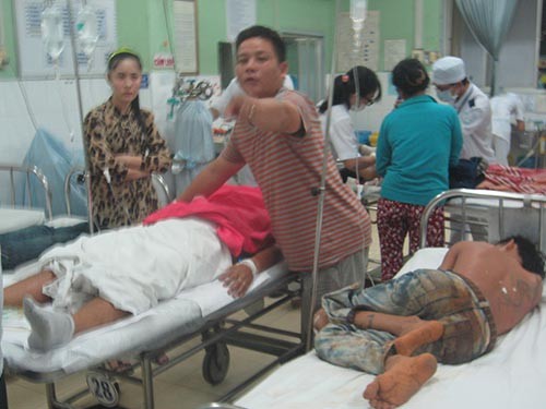Thân nhân của các CSGT này làm xao động cả phòng cấp cứu bệnh viện Long Khánh tối qua