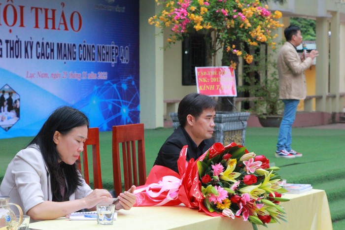 Hiệu trưởng Nguyễn Thanh Bình dự Hội thảo.