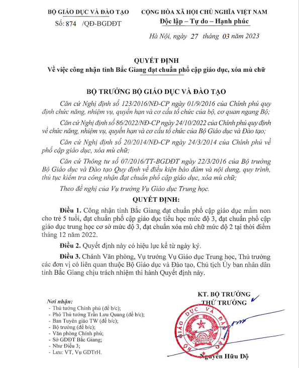 Quyết định về việc công nhận tỉnh Bắc Giang đạt chuẩn phổ cập giáo dục, xóa mù chữ. Ảnh: Sở Giáo dục và Đào tạo tỉnh Bắc Giang