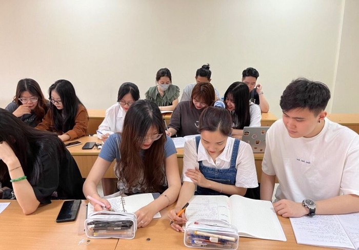 Sinh viên ngành Giới và Phát triển Học viện Phụ nữ Việt Nam trong tiết học. (Ảnh: NVCC).