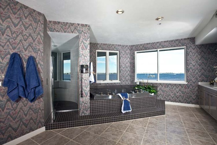 Phòng tắm với màu gạch lát, gạch ốp đẹp, trang nhã