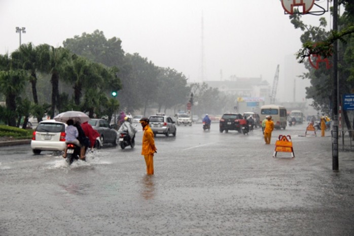 Hà Nội và các tỉnh Bắc Bộ có thể có mưa to trong đêm nay, ngày mai và cả đêm mai.