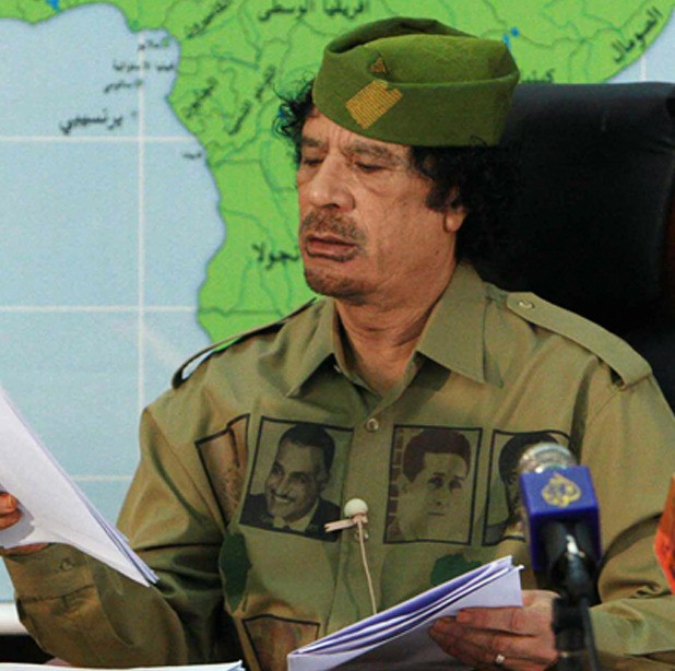 Tháng 9 năm 2009, tại một cuộc họp thượng đỉnh Nam Mỹ-Châu Phi tại Isla Margarita ở Venezuela, Đại tá Gaddafi cùng với tổng thống nước chủ nhà Hugo Chávez, kêu gọi một mặt trận "chống đế quốc" trên khắp châu Phi và Mỹ Latin.