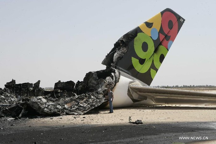 Máy bay riêng của đại tá Gaddafi bị tịch thu, phá hủy ở sân bay Tripoli