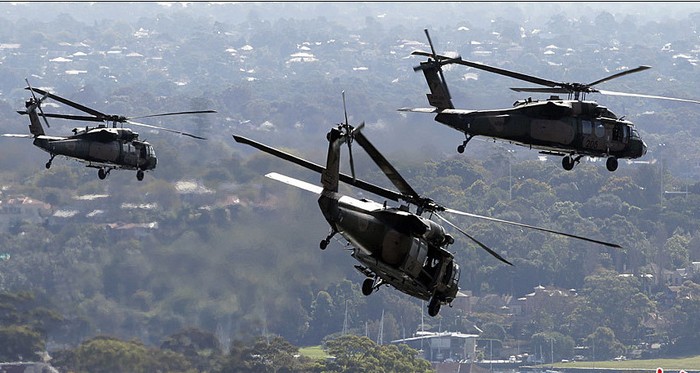 Tham gia diễn tập, các chiến đấu cơ vũ trang lên thẳng biến thể S-70A-1 Desert Hawk của quân đội Australia đã phối hợp tác chiến để ngăn chặn các hoạt động của nhóm khủng bố giả định tại Sydney.