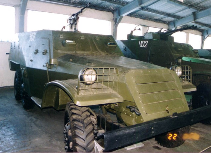 Xe thiết giáp chở bộ binh BTR-152 trong biên chế của Quân đội nhân dân Việt Nam