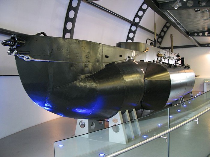 Tàu ngầm X24 lớp X của Hải quân Hoàng gia Anh trong Thế chiến II.