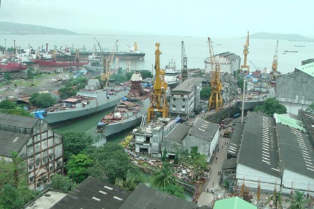 3 tàu khu trục lớp Kolkata đang được đóng tại nhà máy đóng tàu Mazagon.