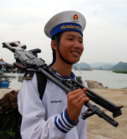 Chiến sĩ trẻ của Hải quân nhân dân Việt Nam