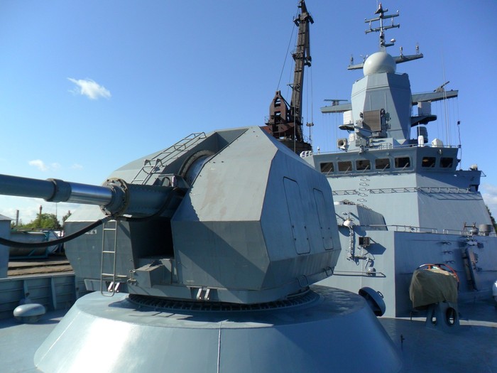 Chiến hạm hộ vệ tên lửa mới nhất của Hải quân Nga chính thức ra mắt công chúng tại Triển lãm phòng thủ hải hải lầ thứ 5 (IMDS-2011) được tổ chức tại thành phố Saint Petersburg.