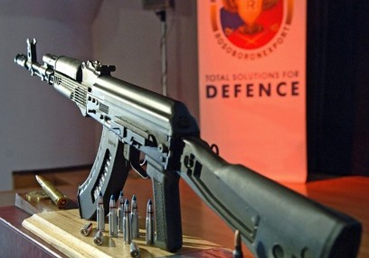 Nhà sản xuất dòng súng trường tấn công Kalashnikov nổi tiếng sẽ vẫn là đơn vị đảm nhiệm thiết kế ra loại súng mới cho quân đội Nga.