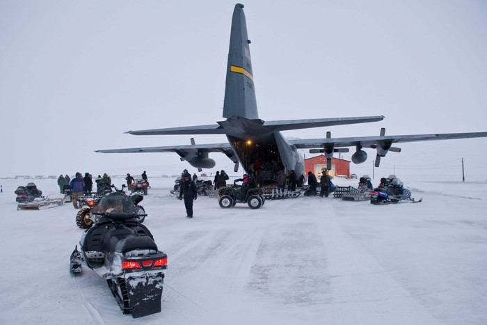 Được biết đây là chiếc C-130 thuộc biên chế của phi đội số 144, Lực lượng vệ binh Alaska.