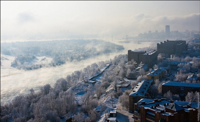 Mùa Đông ở thành phố Krasnoyarsk, Viễn Đông, Nga.