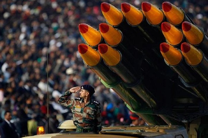 Quân đội Ấn Độ phô diễn sức mạnh quân sự