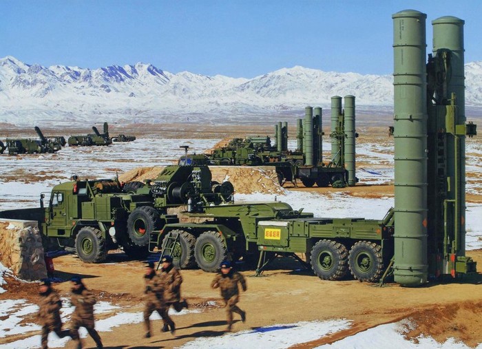 Người Nga chắc vẫn chưa quên bài học Hồng Kỳ- 9 ( Hồng Kỳ- 9 là phiên bản tên lửa Trung Quốc là nhái hệ thống tên lửa S-300 của Nga)