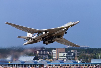 Oanh tạc cơ Tu-160 của Không quân Nga
