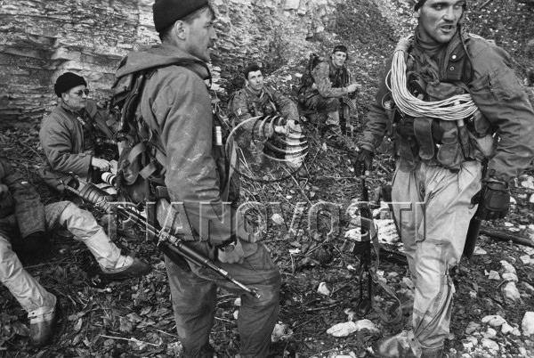 Hoạt động hành quân chiến đấu của đơn vị trinh sát đặc nhiệm cấp chiến thuật thuộc biên chế của Trung đoàn không vận số 45 của Không quân Nga trong chiến dịch bắt giữ và huỷ diệt các căn cứ vũ trang của các phiến quân Chechnya vào mùa Xuân năm 2000