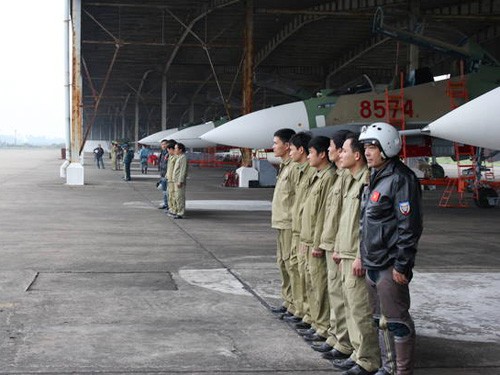Tết Quý Tỵ 2013 là tết đầu tiên mà Su-30MK2 của Không quân Việt Nam trực tết