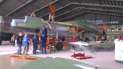 Chiếc máy bay Su-30MK2 tiếp nhận và lắp đặt đầu năm 2013