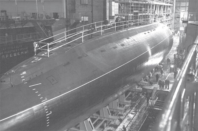 Tàu ngầm kilo 636 "Hà Nội" đang trong quá trình thử nghiệm trước khi bàn giao