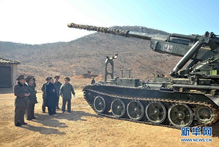 Kim Jong Un đi thị sát các đơn vị quân đội (ảnh minh họa - News.cn)