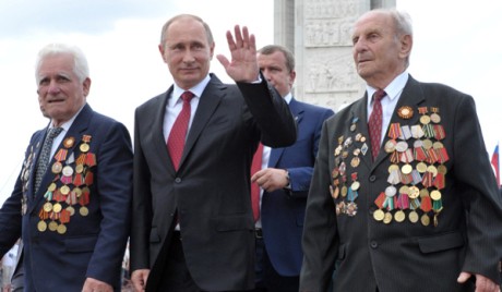 Tổng thống Putin và các cựu chiến binh Nga