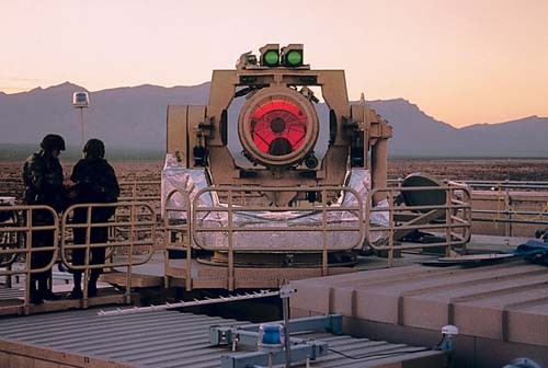 Thử nghiệm vũ khí laser trên tàu chiến Mỹ (ảnh minh họa)