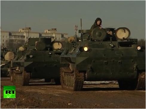 Lực lượng xe tác chiến quân Nga hành tiến