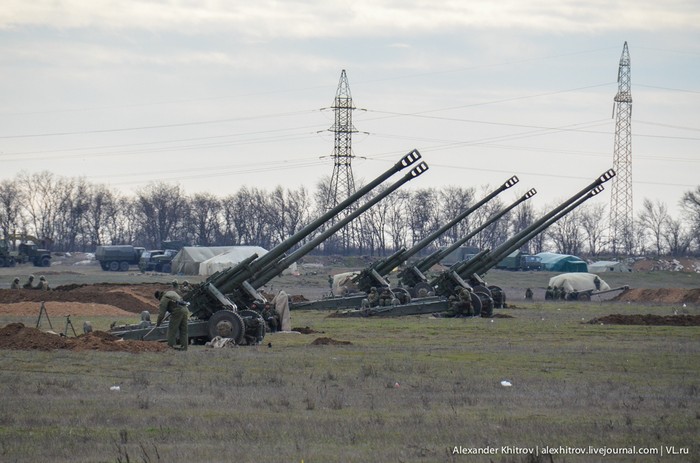 Nga đã bố trí các khẩu đội pháo D-30