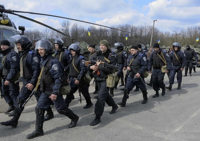 Lính Ucraine ở Izyum, Kharkiv, miền Đông