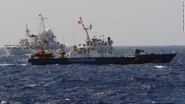 Tàu cảnh sát Biển Việt Nam liên tục bị tàu TQ đe dọa, khiêu khích, tấn công khi hoạt động tại khu vực thềm lục địa của Việt Nam nơi Trung Quốc đang triển khai trái phép các phương tiện tại đây