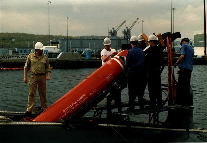 Tên lửa chống hạm Harpoon trang bị trên tàu ngầm của Canada