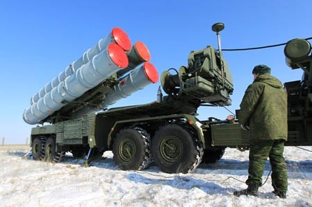 Tên lửa S-400 do Nga chế tạo (minh họa)